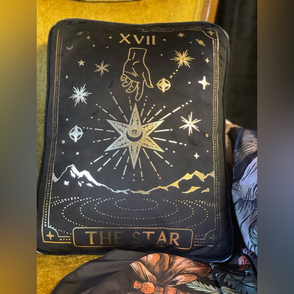 RACHEL ZOE NWOT Mystical THE STAR Tarot Down Alternative Decorative Pillow